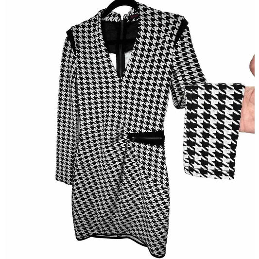 Black & White Houndstooth VNeck Long Sleeve Ruche Zip Waist Fitted Mini Dress M