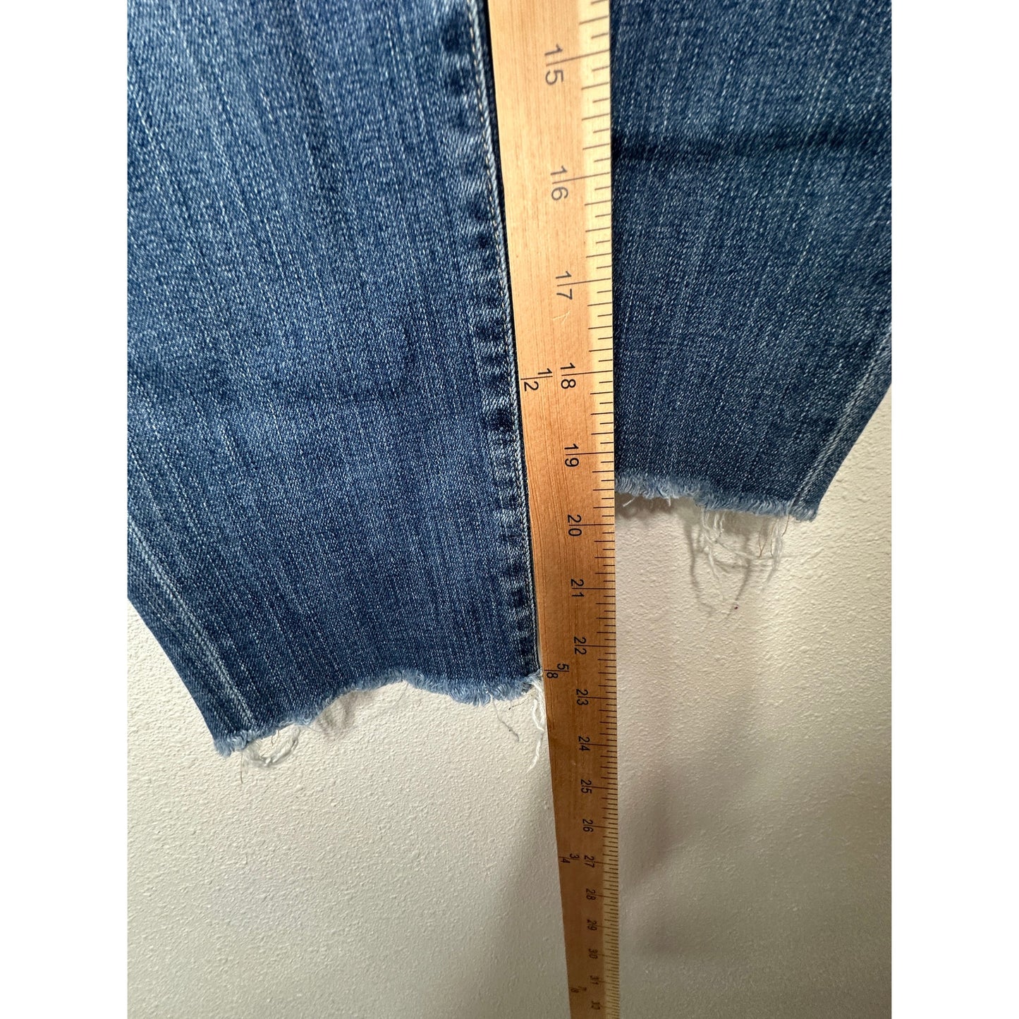 AG Medium Wash Whiskered Raw Hem Stilt Crop Cigarette Crop Jean 29