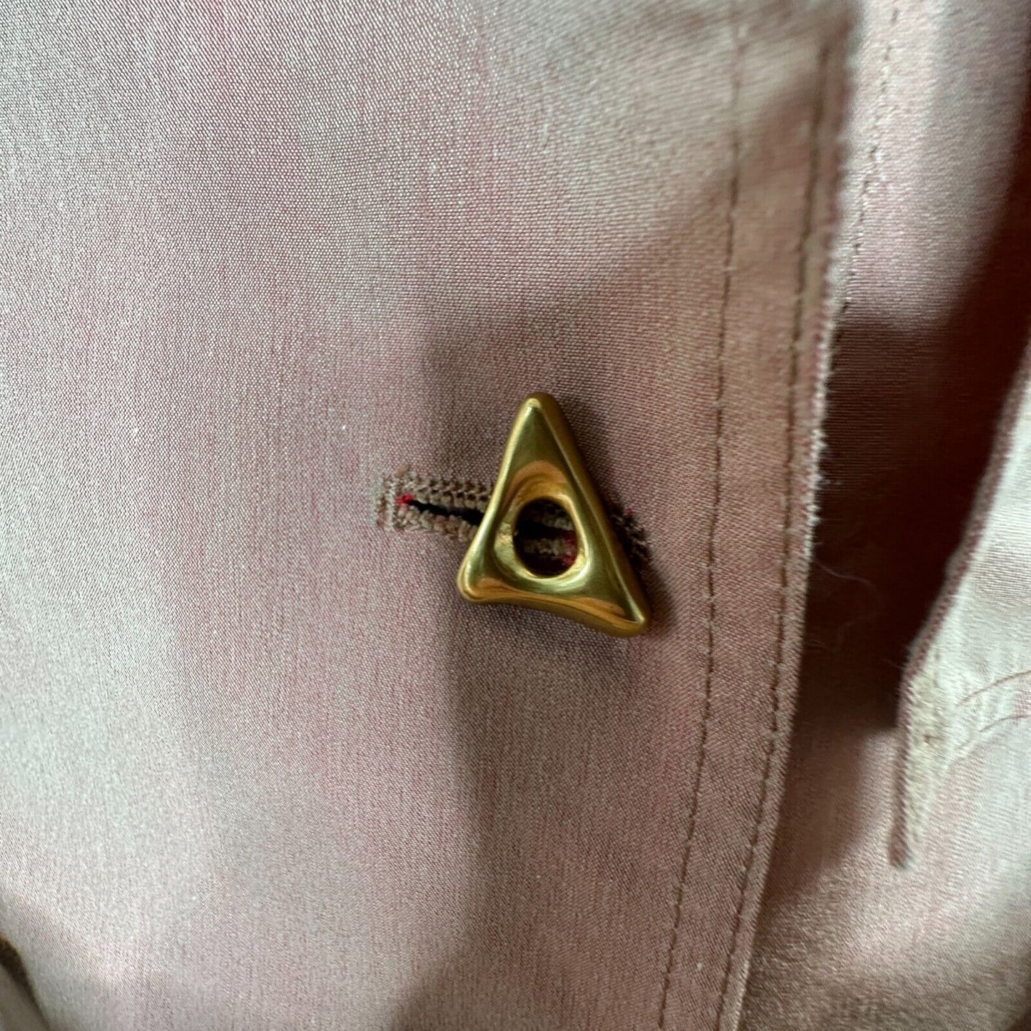 Aeron Delray Dusty Peach Iridescent Sleeveless Button Trench Coat Welt Pockets