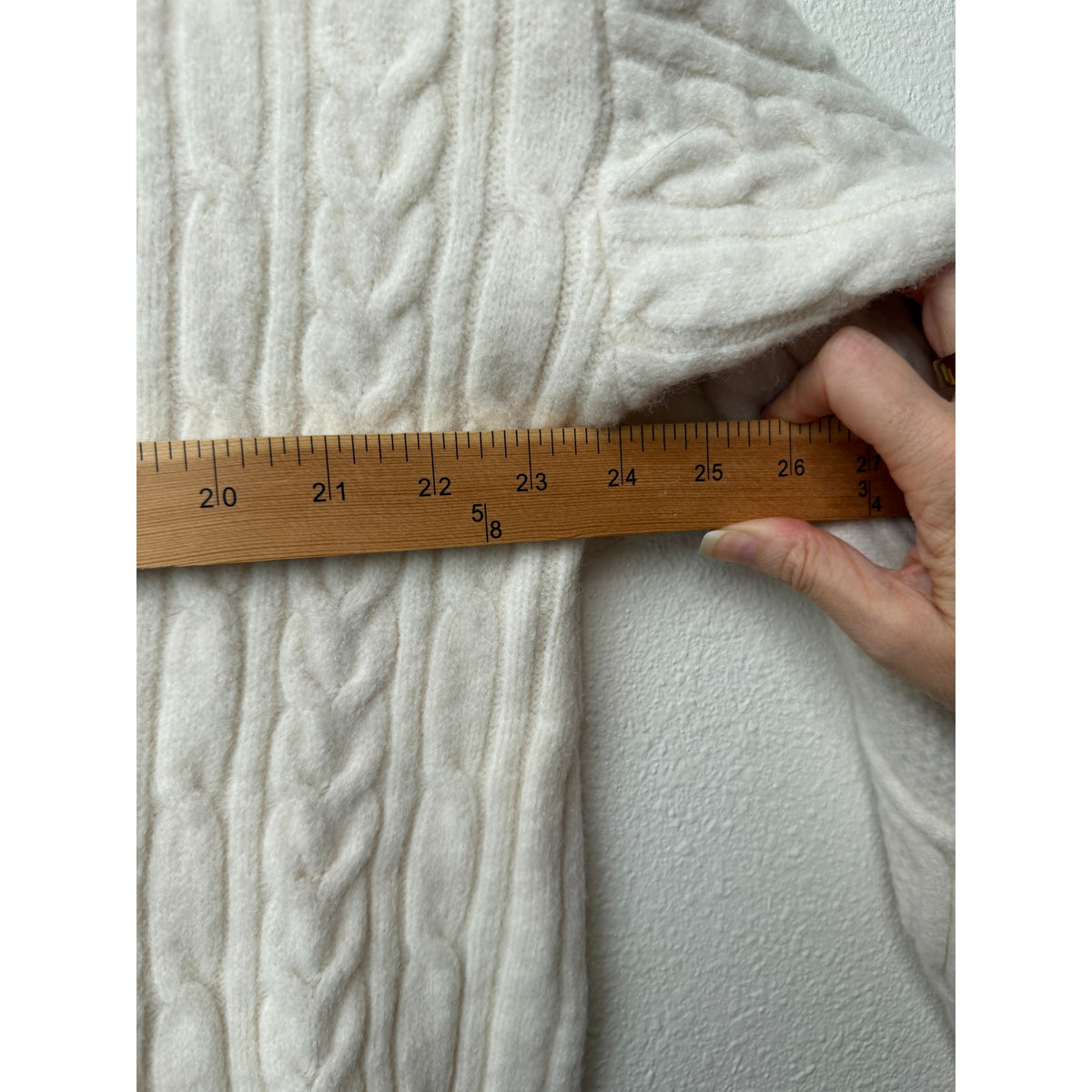 Aelfric Eden Cream Cable Knit Crewneck Sweater L
