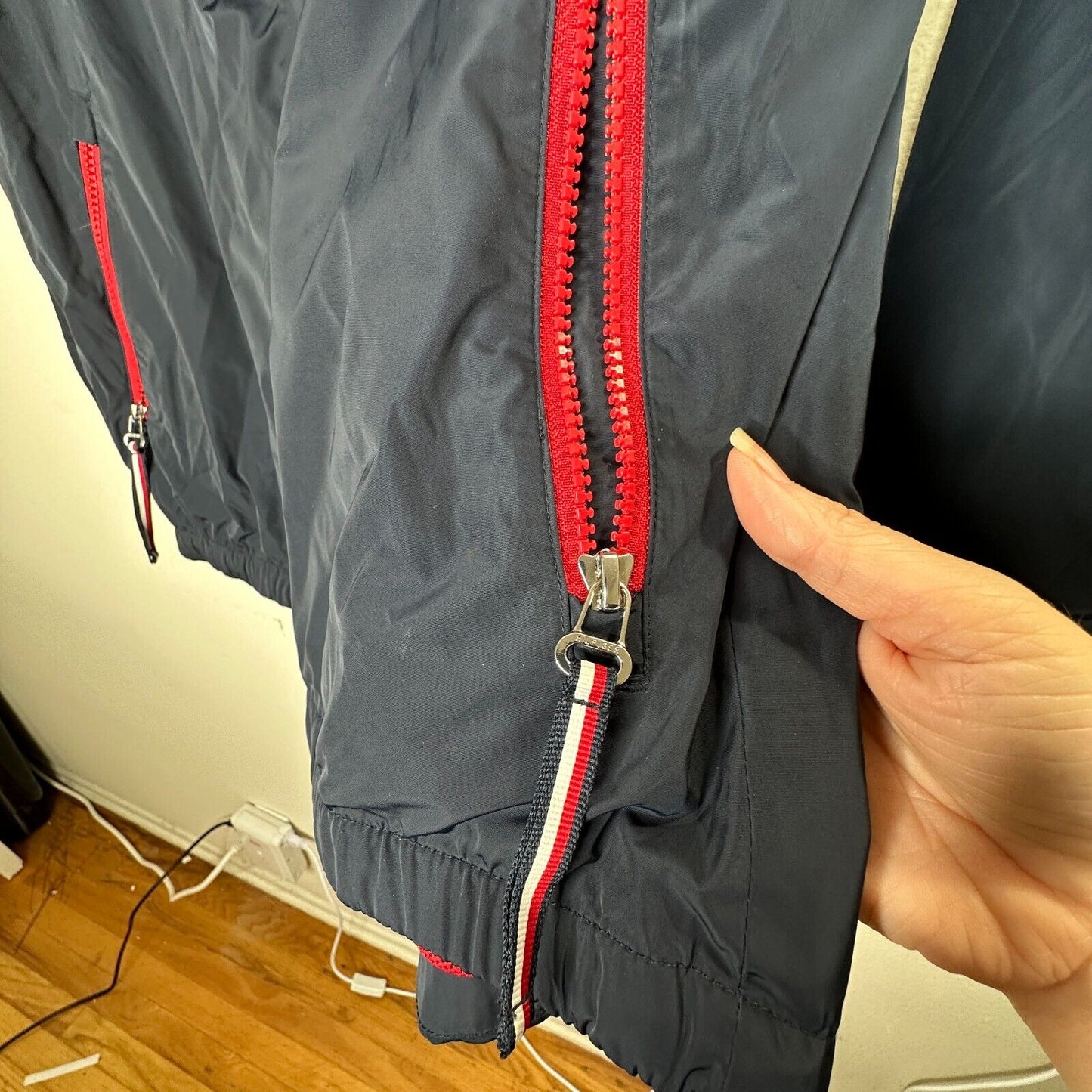 Tommy Hilfinger Navy Blue Red Trim Hooded Long Sleeve Zip Windbreaker Jacket S