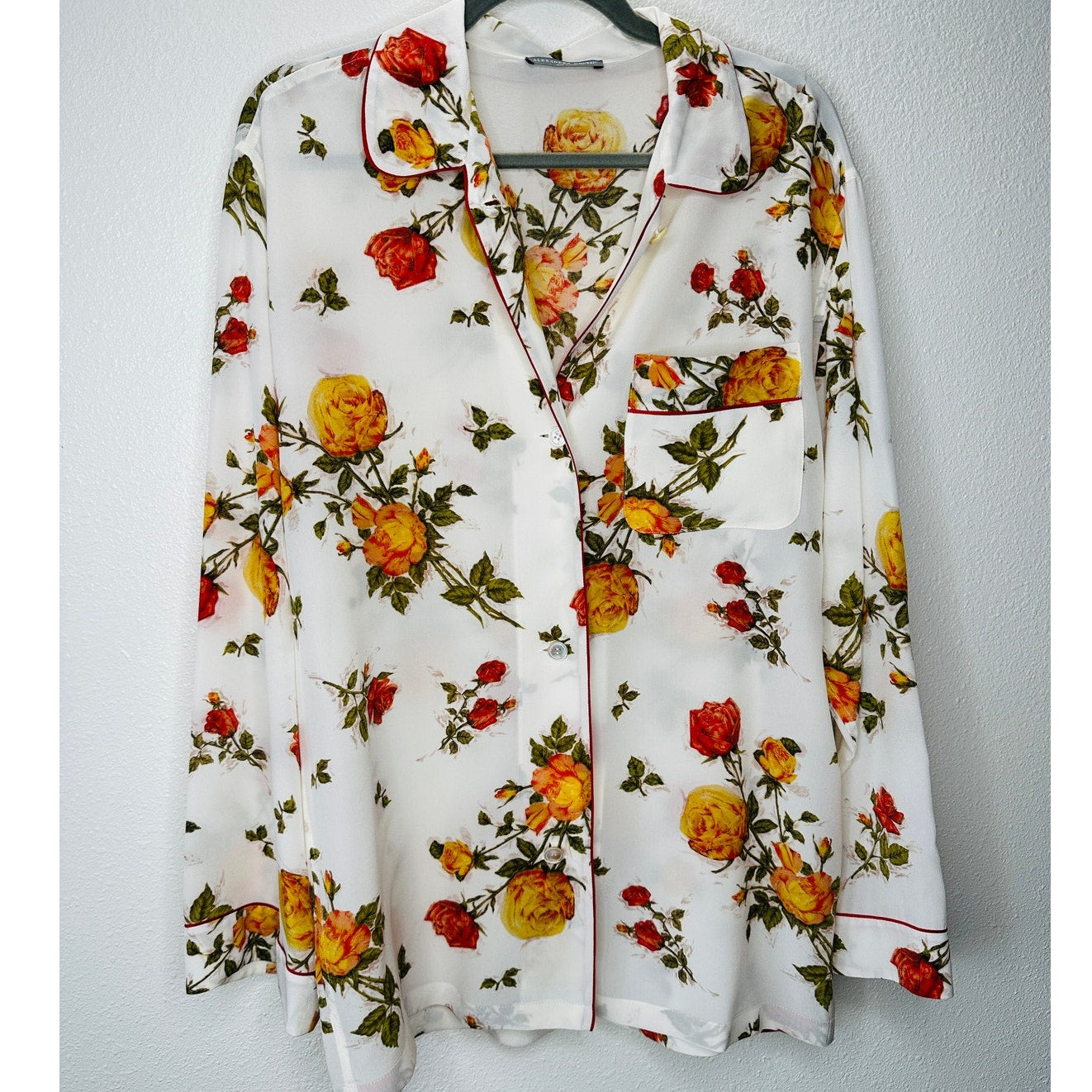 Alexander McQueen Cream Multi Color Floral Long Sleeve Button Pajama Top 44 / M