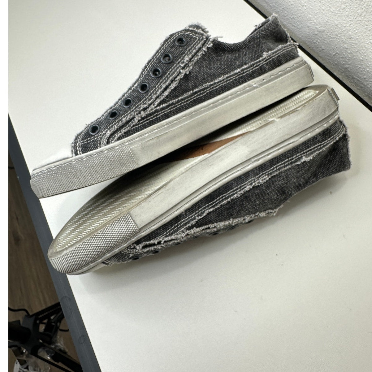 Nothing New Women's Stonewash Wave Black Sneaker 5
