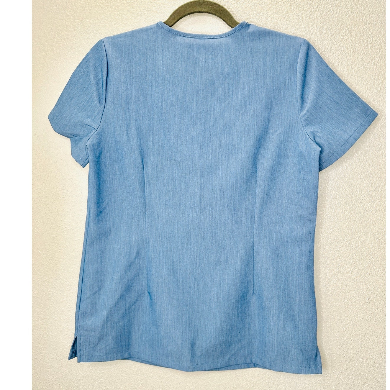 NWT Blue Denim Casma 3 Pocket Classic Fit V-Neck Scrub Top XS