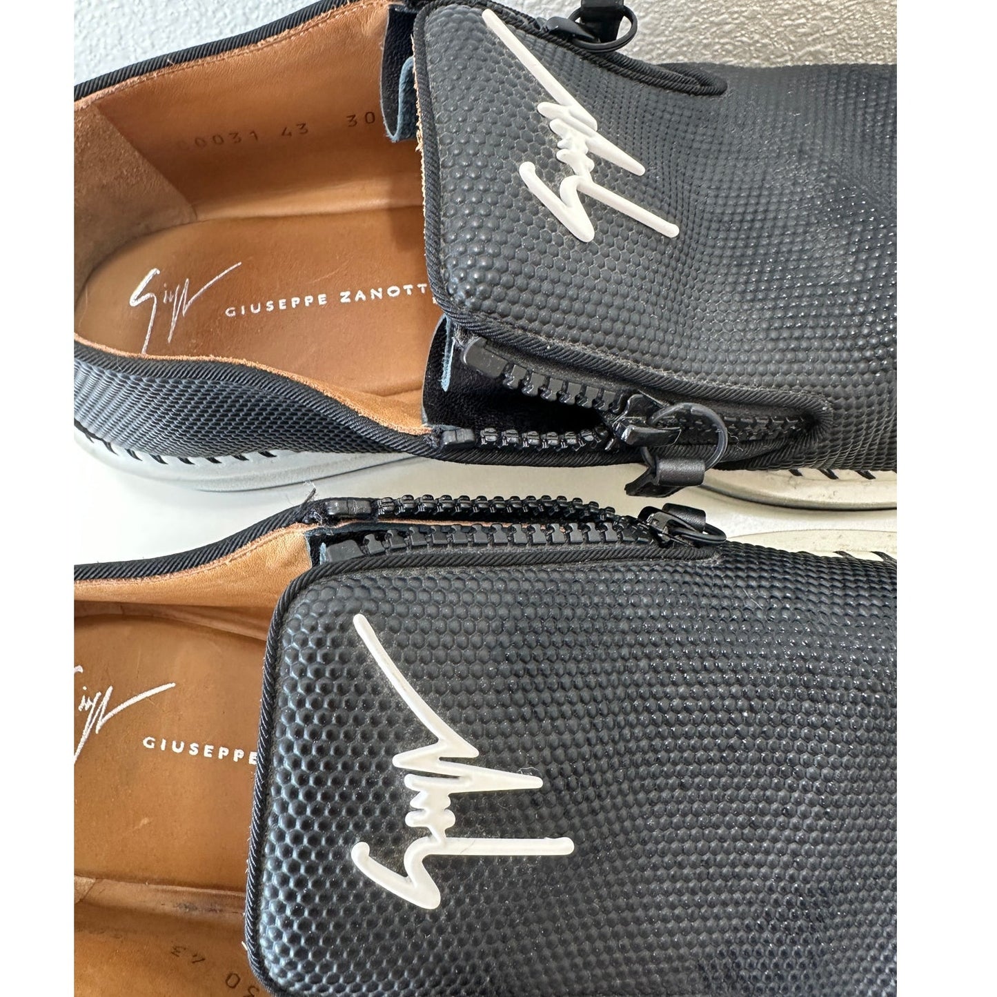 Giuseppe Zanotti Ron Costner Sneaker Black Leather Embossed Cream Side Zip 43 / 10