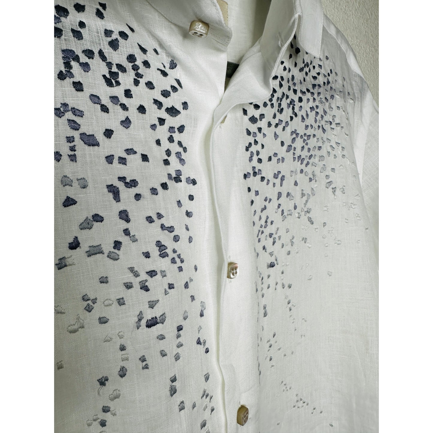 100% Capri Off White Dusty Blue Embroidered Pebble Rock Button Down Shirt XXL