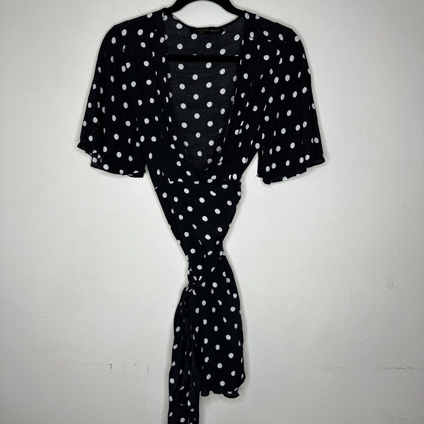 House of Harlow Black White Polka Dot Harper Wrap Mini V-neck Short Sleeve Tie L