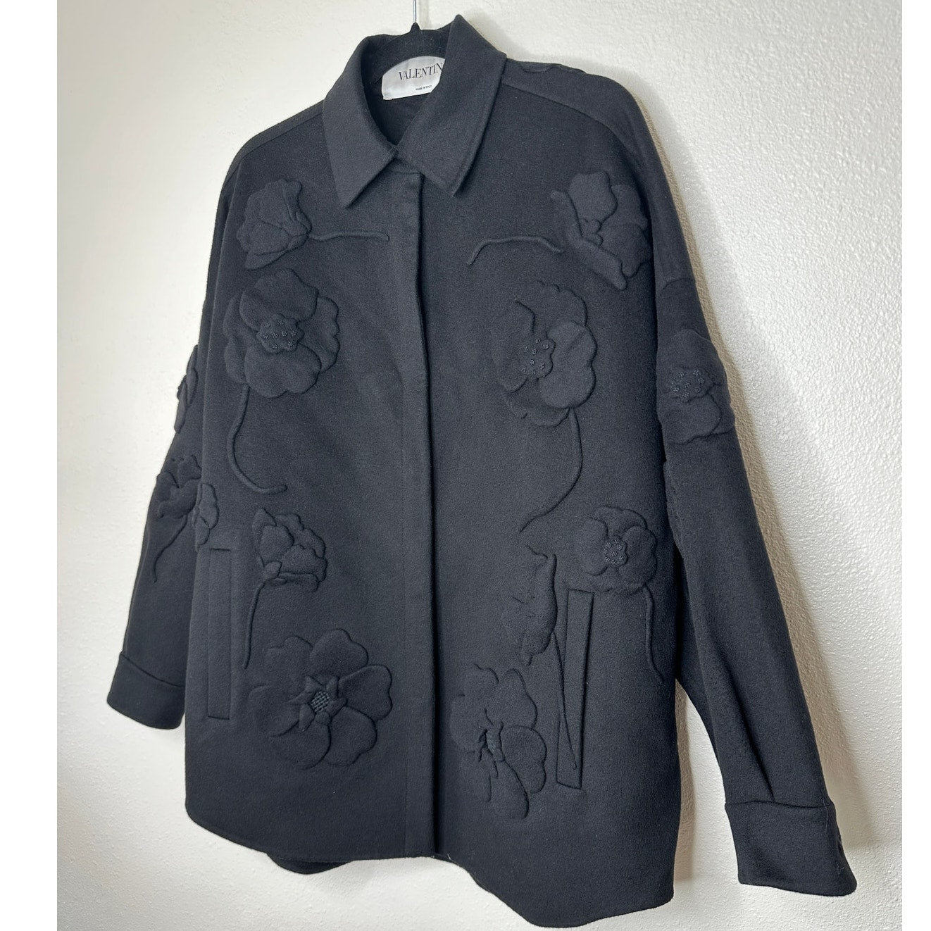 Valentino Garavani Black Wool-Cashmere Floral Applique Jacket