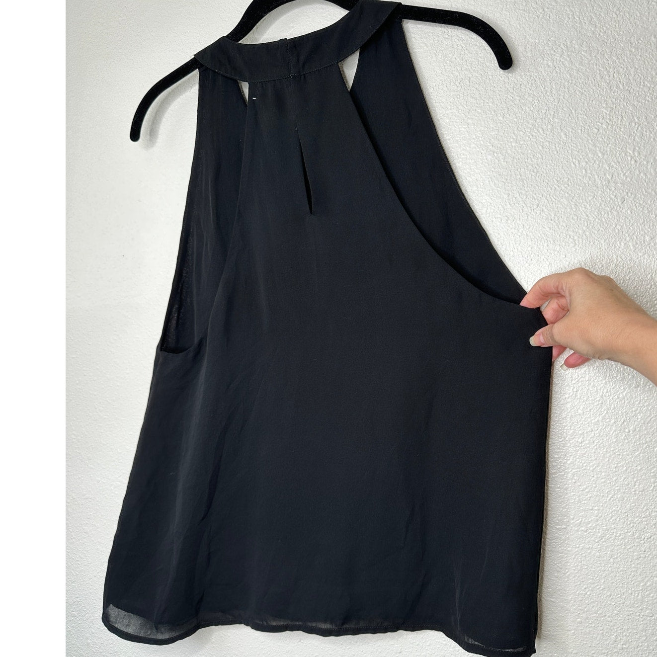 MLV Black Sequin & Beads Round Neck Sleeveless Keyhole Back Tank Blouse M