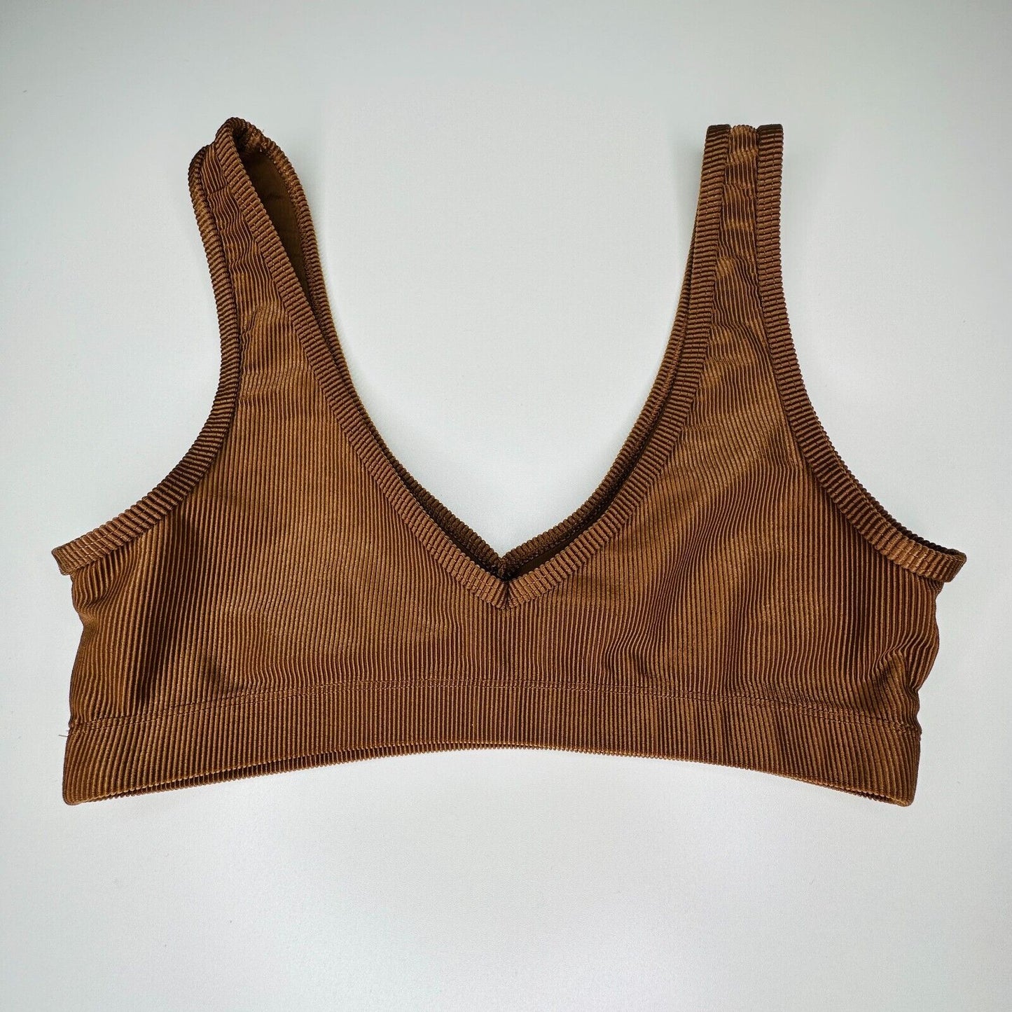 Weworewhat Brown V-Neck Form Fitting Stretch Pullover Ribbed Sports Bra Medium