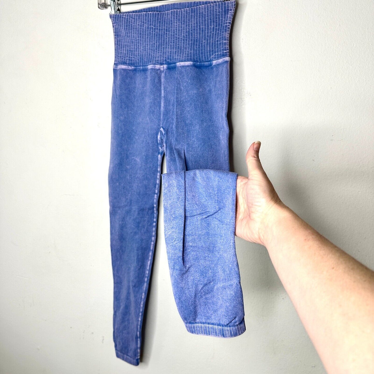 Free People Vintage Denim Blue Good Karma Leggings Wide Rib Waist Soft XS / S