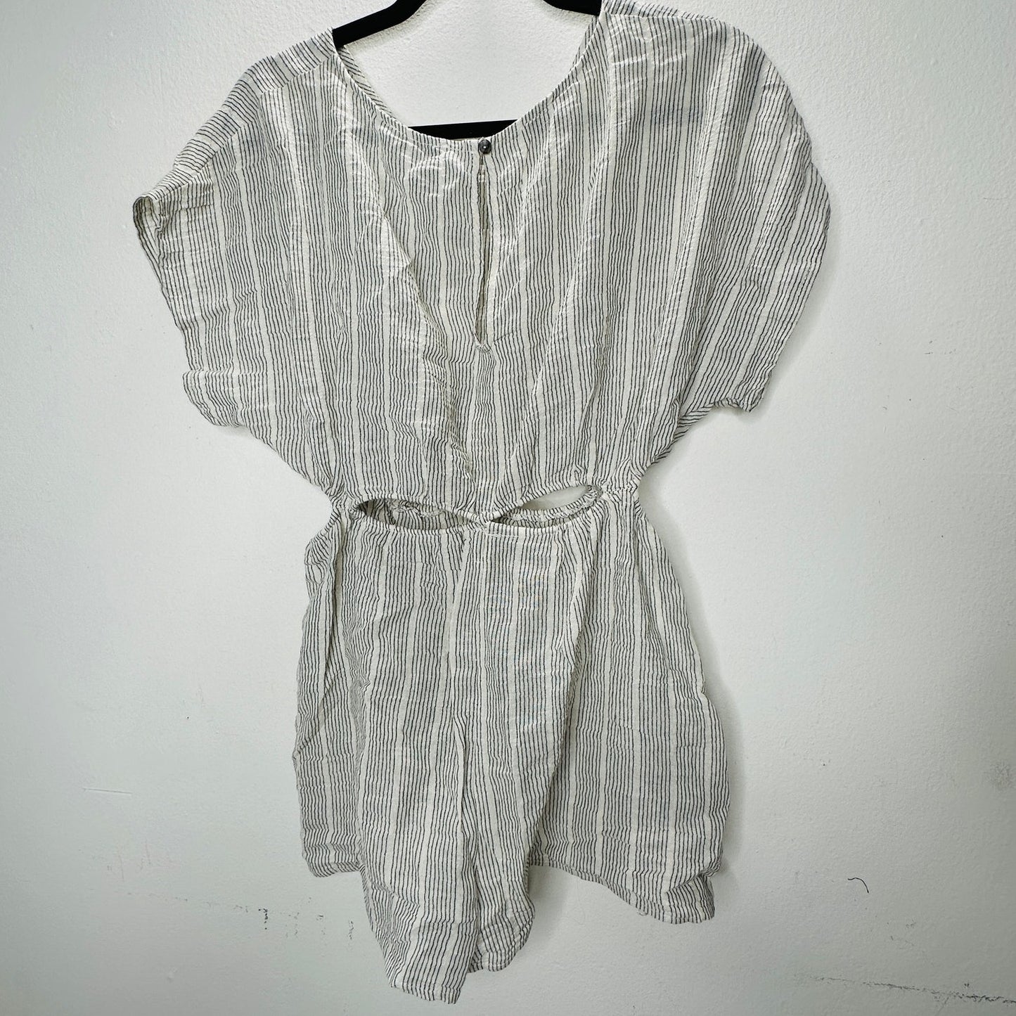 NWT Miou Muse Cream Black Striped Cutout Romper Small Linen Beach Resort Boho