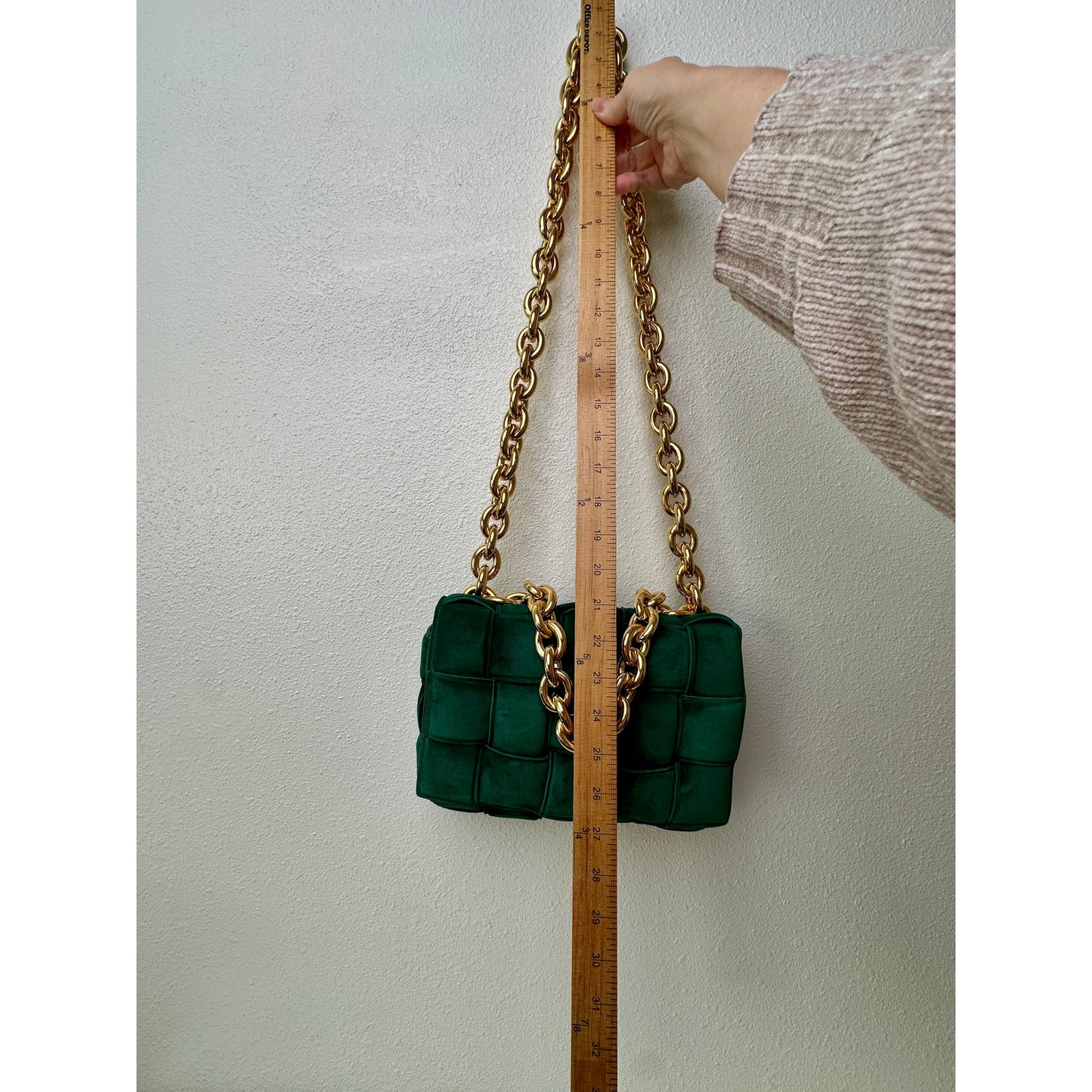 Bottega Veneta Padded Chain Cassette Bag – Green with Gold-Tone Chain