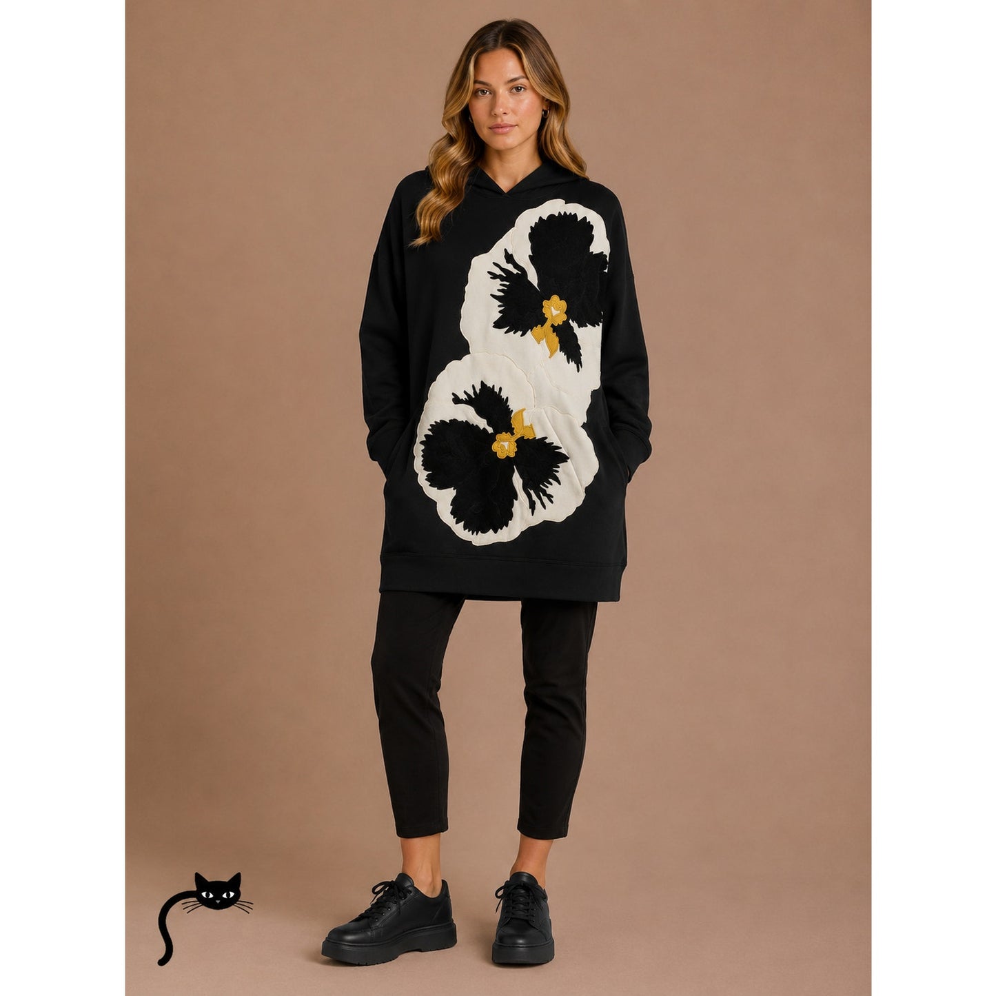 Valentino Garavani Black Hoodie Embroidered White Pansy Patches M