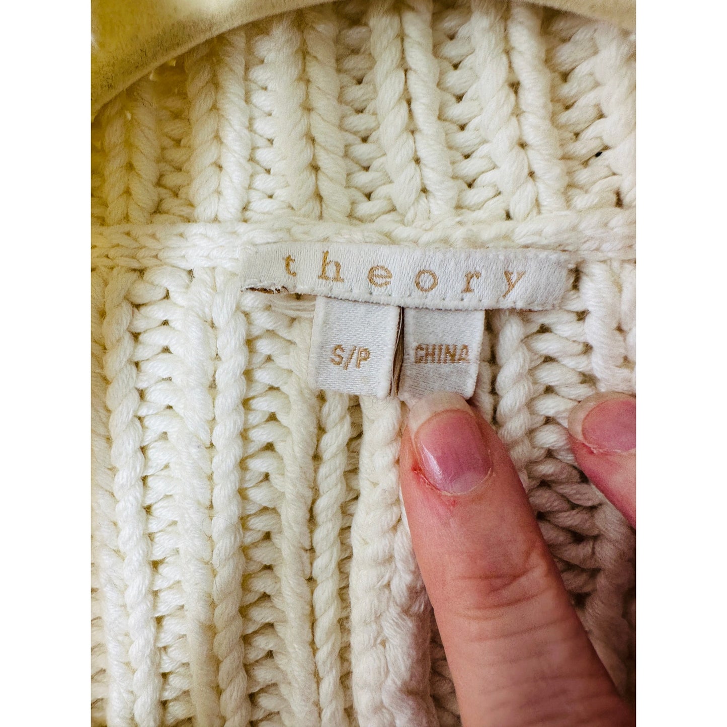 Theory Ivory Cream Chunky Knit Cropped Sweater Vest Small