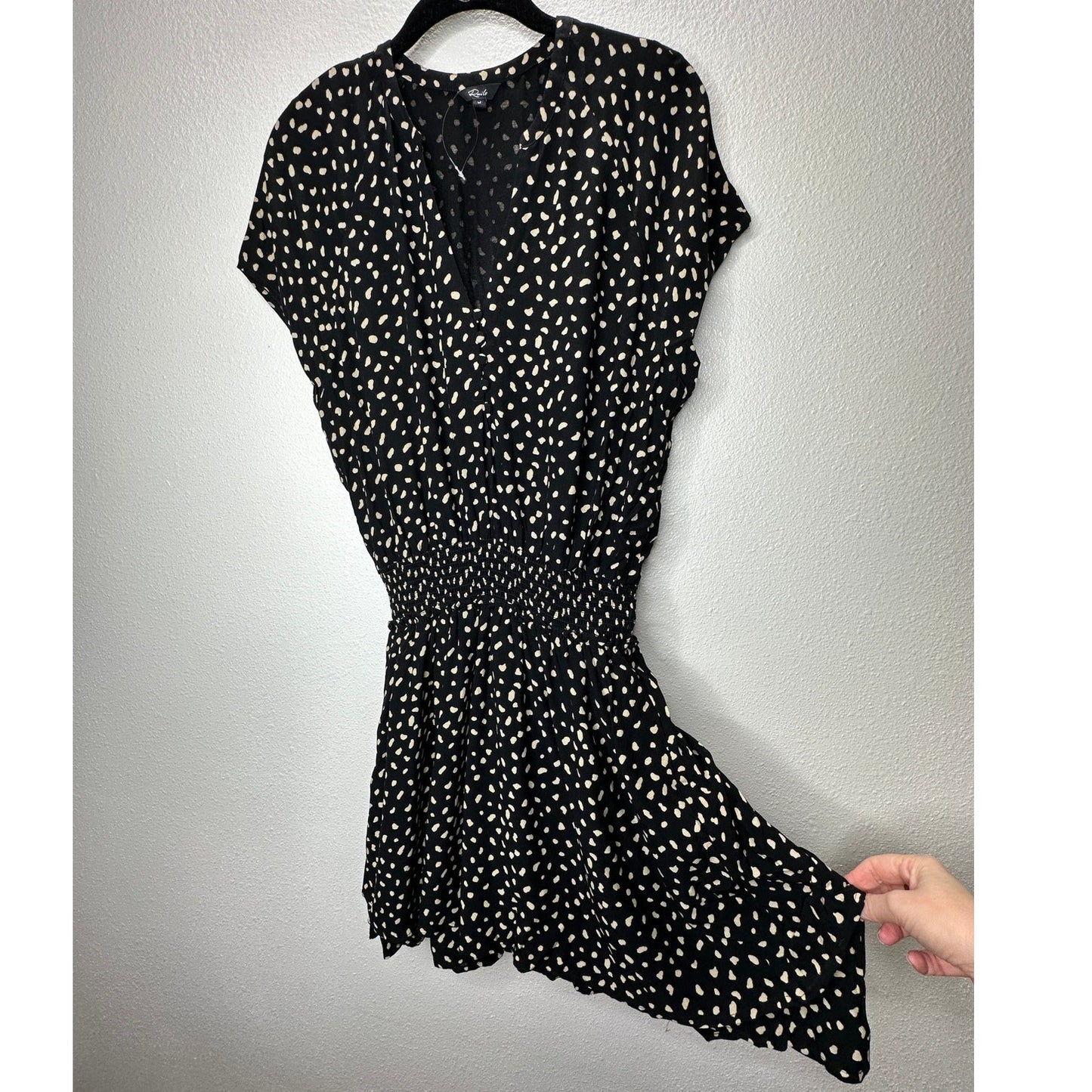 Rails Karla Black & Ivory Printed Smocked Waist Cap Sleeve Dress M