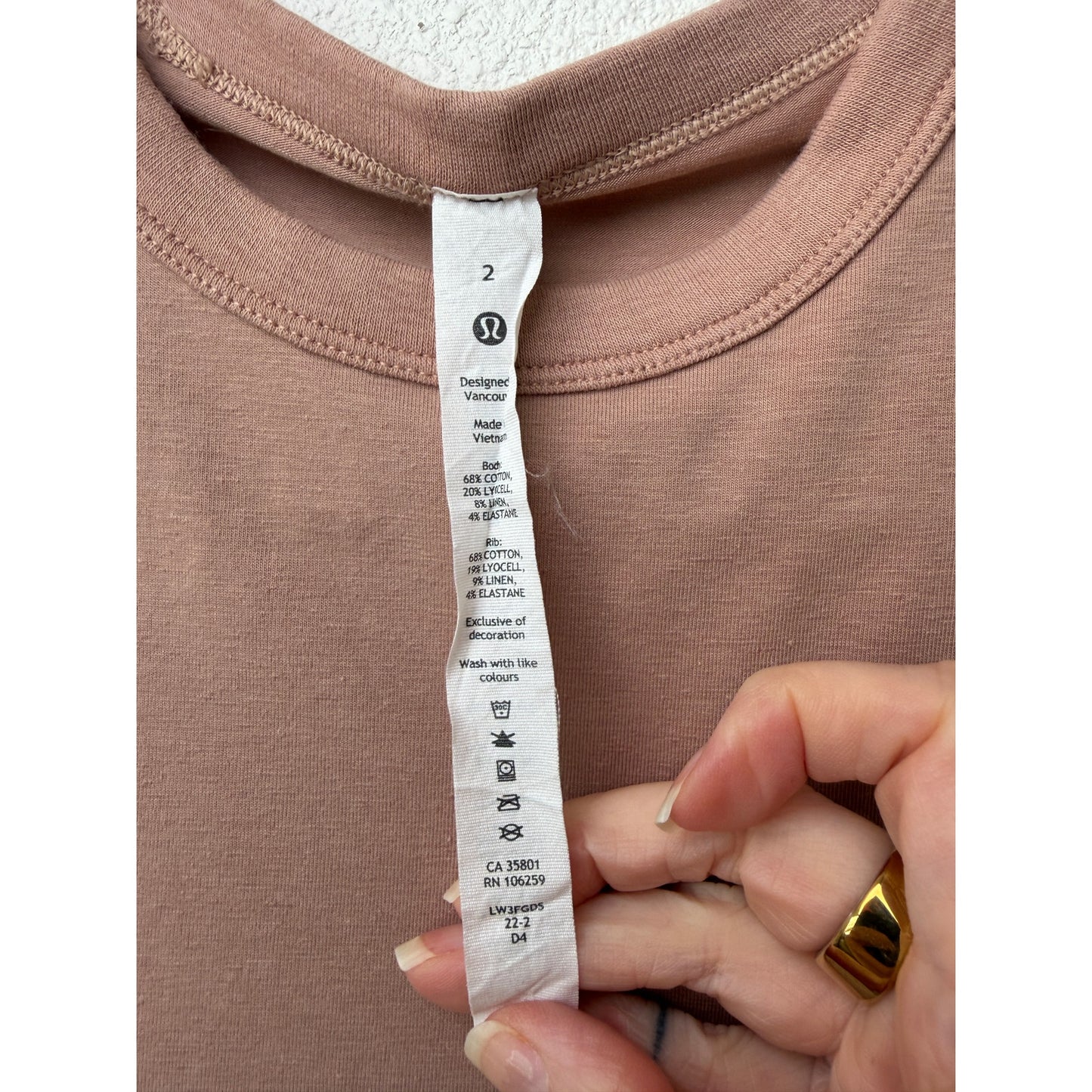 Lululemon Tan Cropped Tee Women 2 Cotton Blend