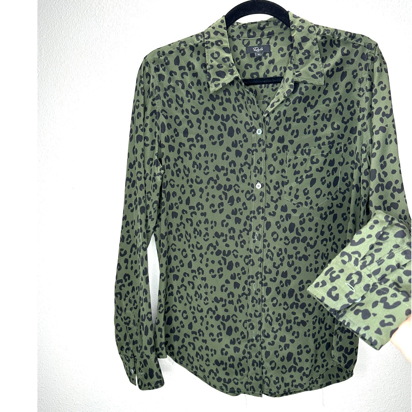 Rails Kate Olive Cheetah Print Long Sleeve Button Down Silk Blouse S
