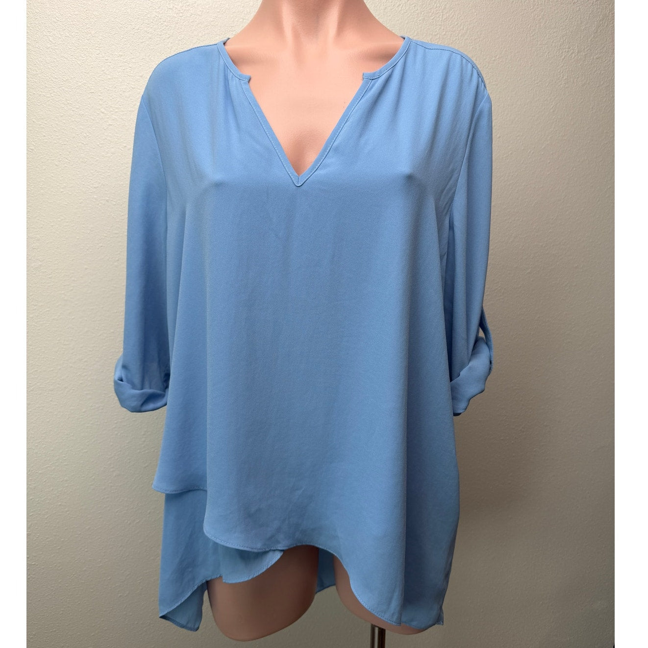Karen Kane Light Blue Hi-Low Layered V-Neck Roll Tab Blouse Size L