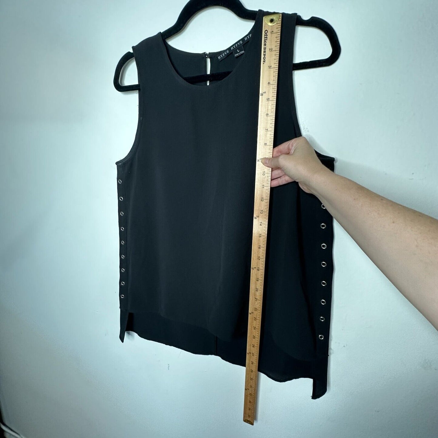 HYFVE Black with Silver Grommet Sleeveless Silky Hi Low Tunic Tank Keyhole Back