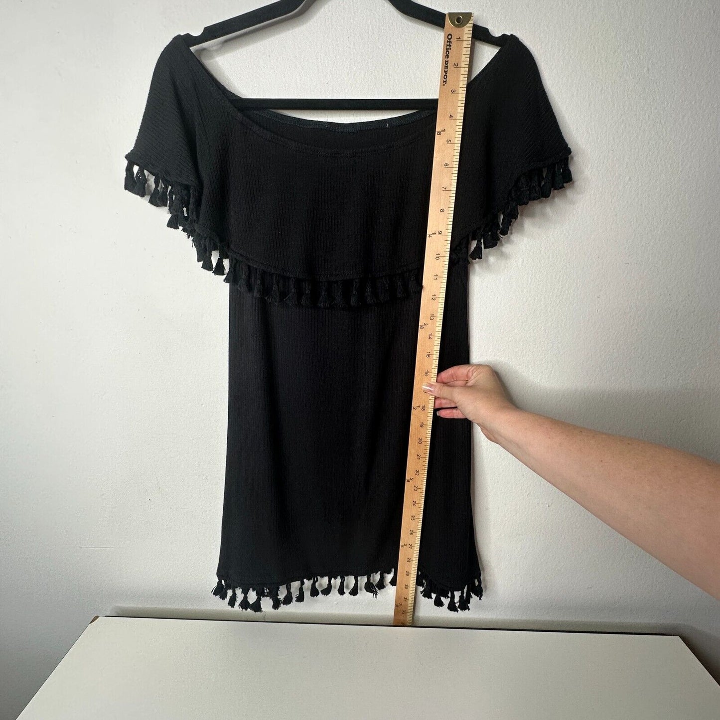 Revolve EastNWest Black Cabo Ribbed Tassel Hem Detail Off-Shoulder Mini Small