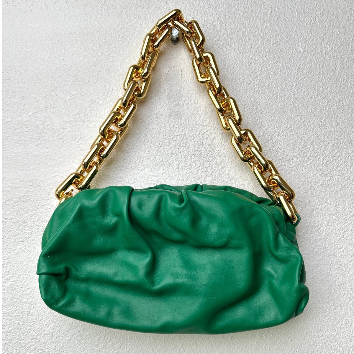 NWOT Bottega Veneta Chain Pouch Leather Shoulder Bag – Green with Gold Chain