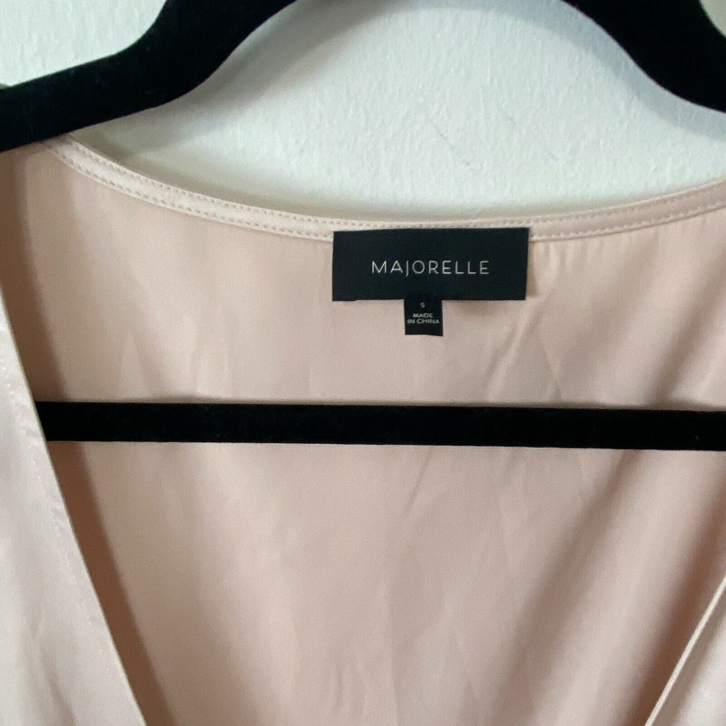 NWT Revolve Majorelle Satin Hex Mini Tie Wrap Blush Ritual Slit Bell Sleeve SM