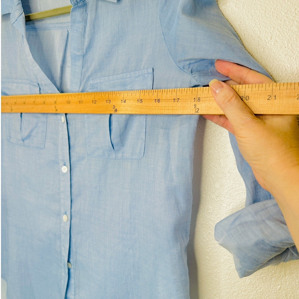 Joie Light Blue Button Front Pocketed Roll Tab Sleeve Denim Shirt XXS