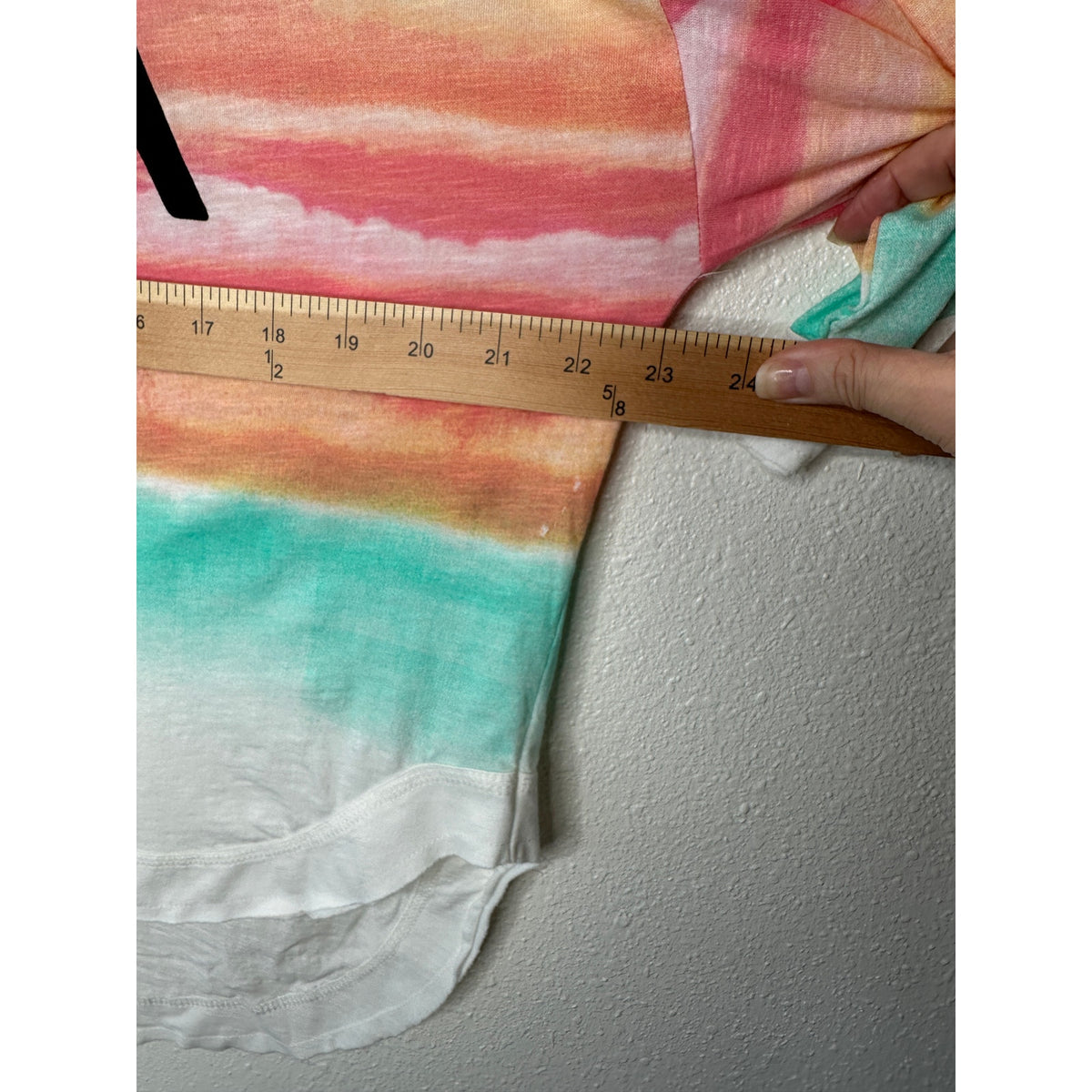 Daily Practice Ivory Peach Teal Striped LA logo High Low Tee XXS
