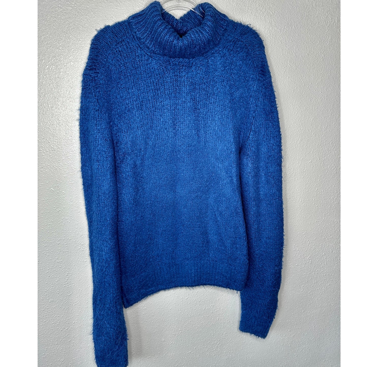 Tom Ford Blue 100% Silk Turtleneck Long Sleeve Fuzzy Sweater XL