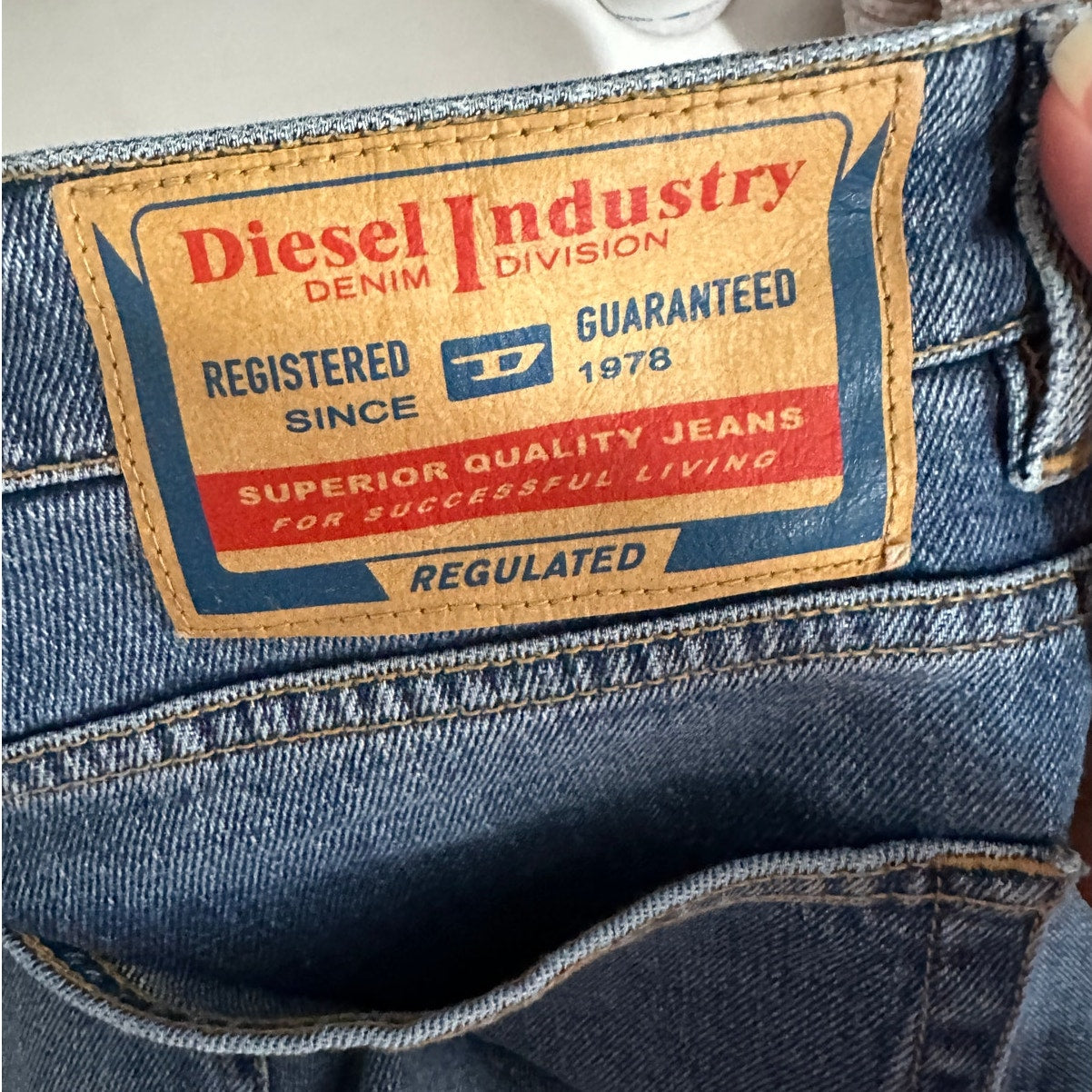 Rare Diesel Jeans Medium Wash Womens US 32 D Buckle