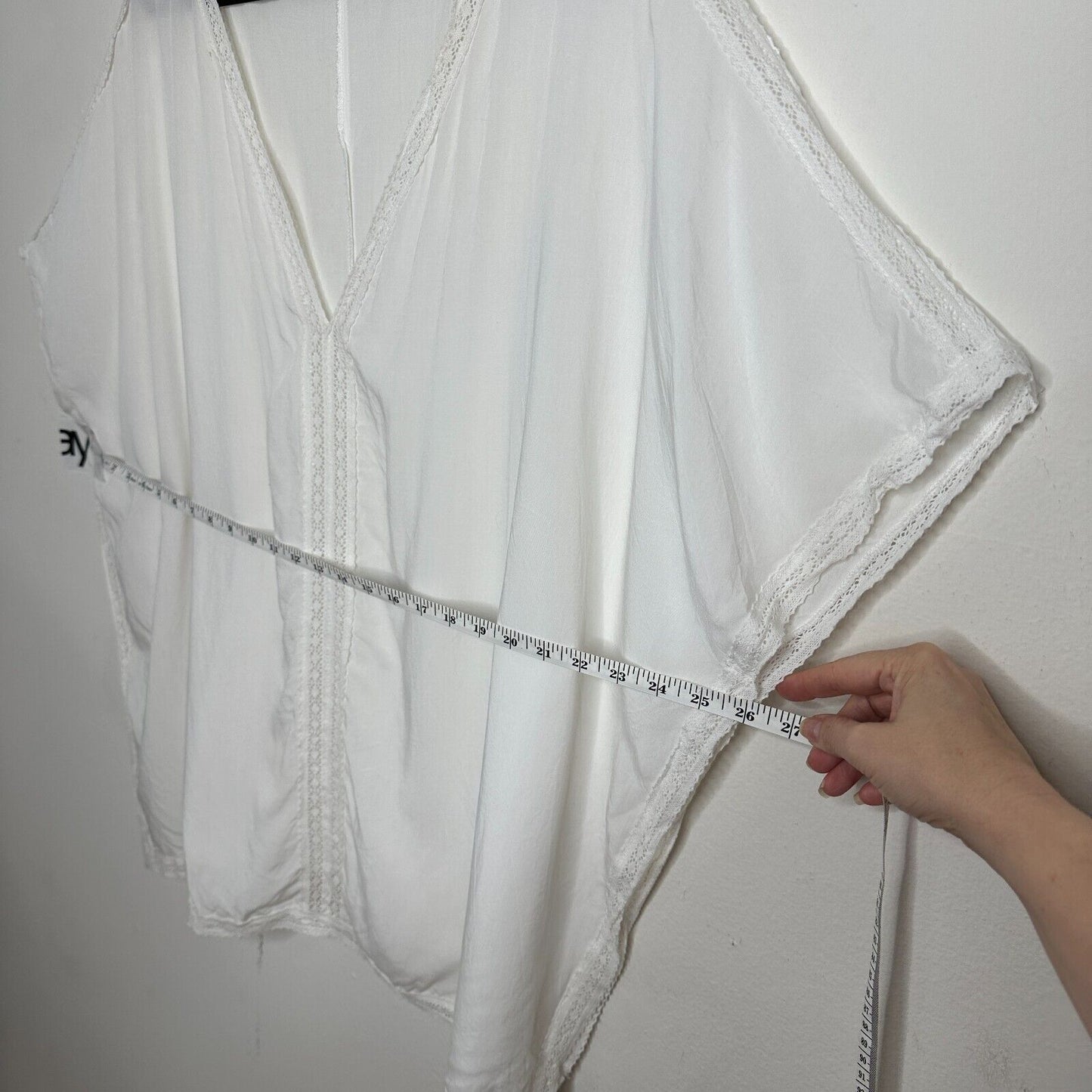 Himone White Sleeveless V-Neck Crochet Lace Trim Boxy Top Beach Coverup OS