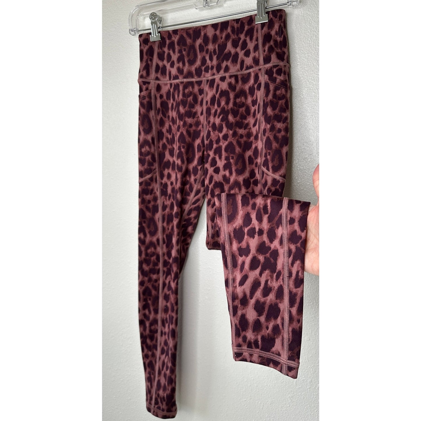 Victoria Secret Pink & Brown Leopard Print Pocketed Leggings 4