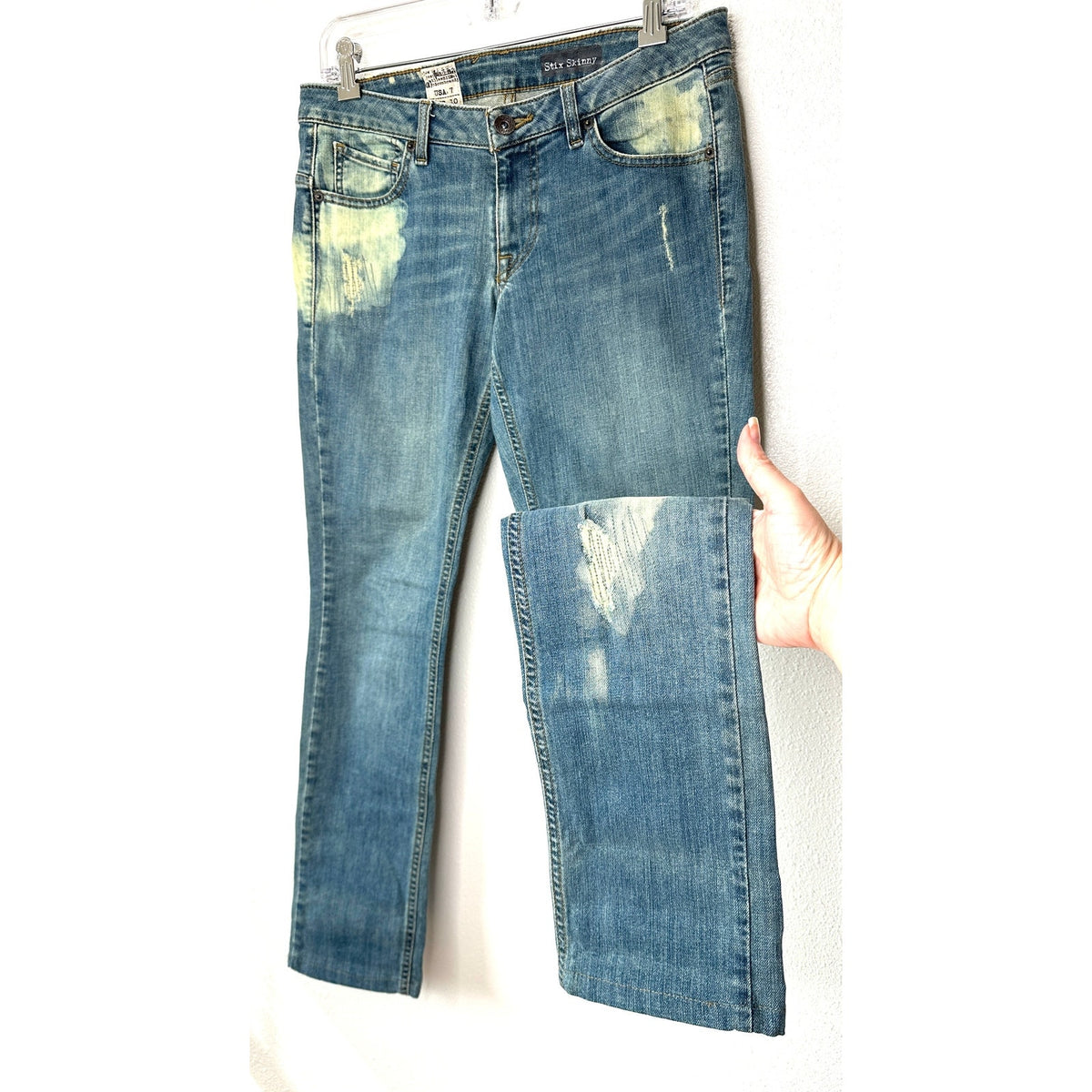 VINTAGE Volcom Stix Skinny Jeans Medium Wash Bleached Distressed Patched Denim