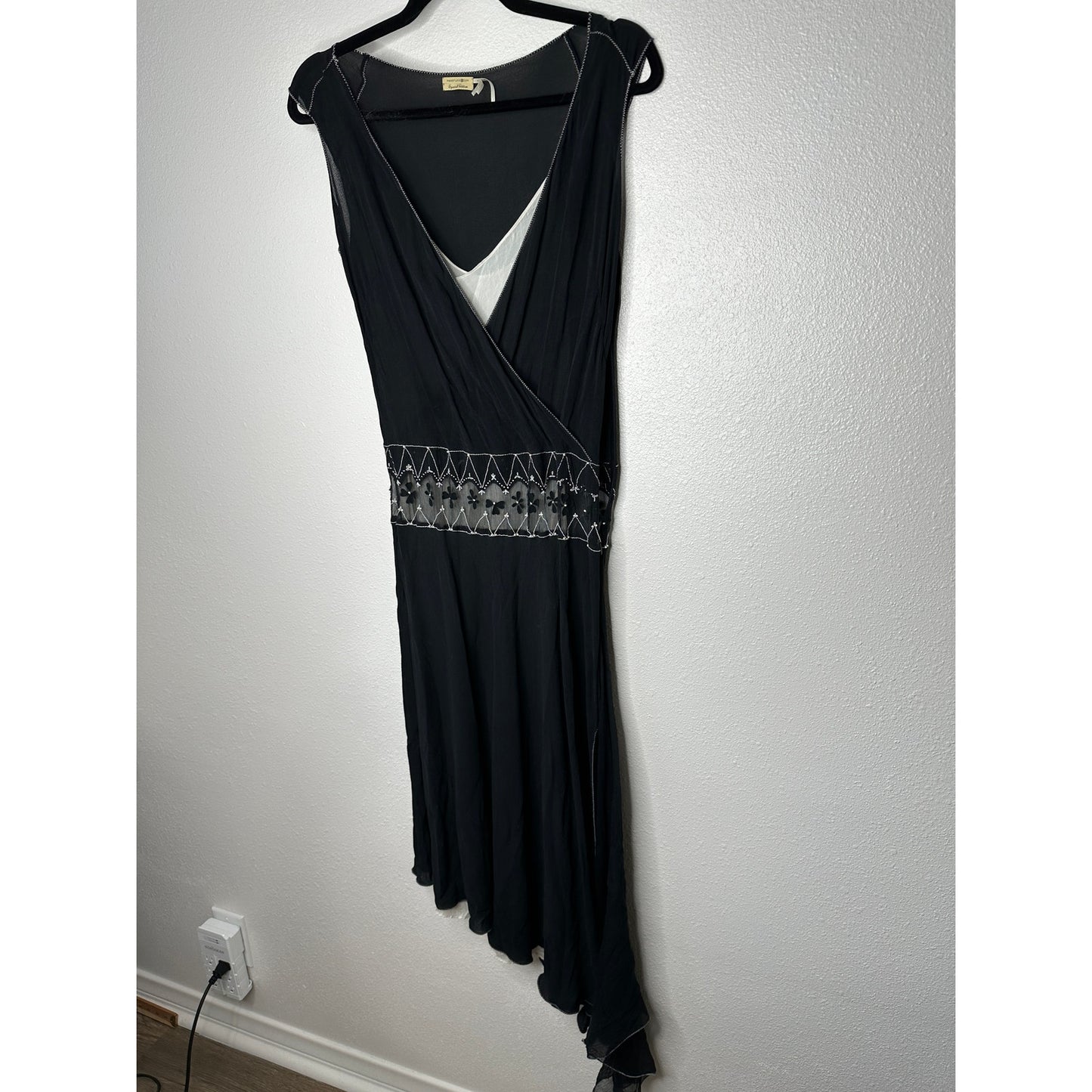 Vintage Max Studio Special Edition Black Ivory Sheer Silk Embroidered Dress S