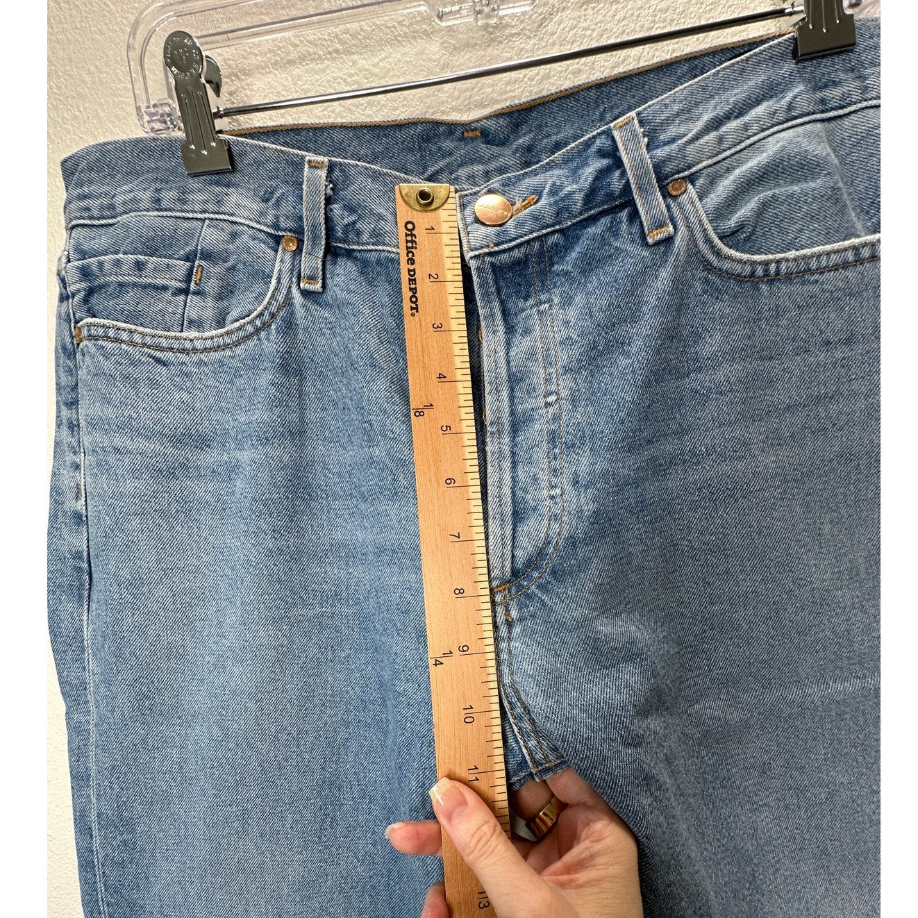 Goldsign Medium Light Wash Straight Leg Gold Button Fly Denim Jeans 31