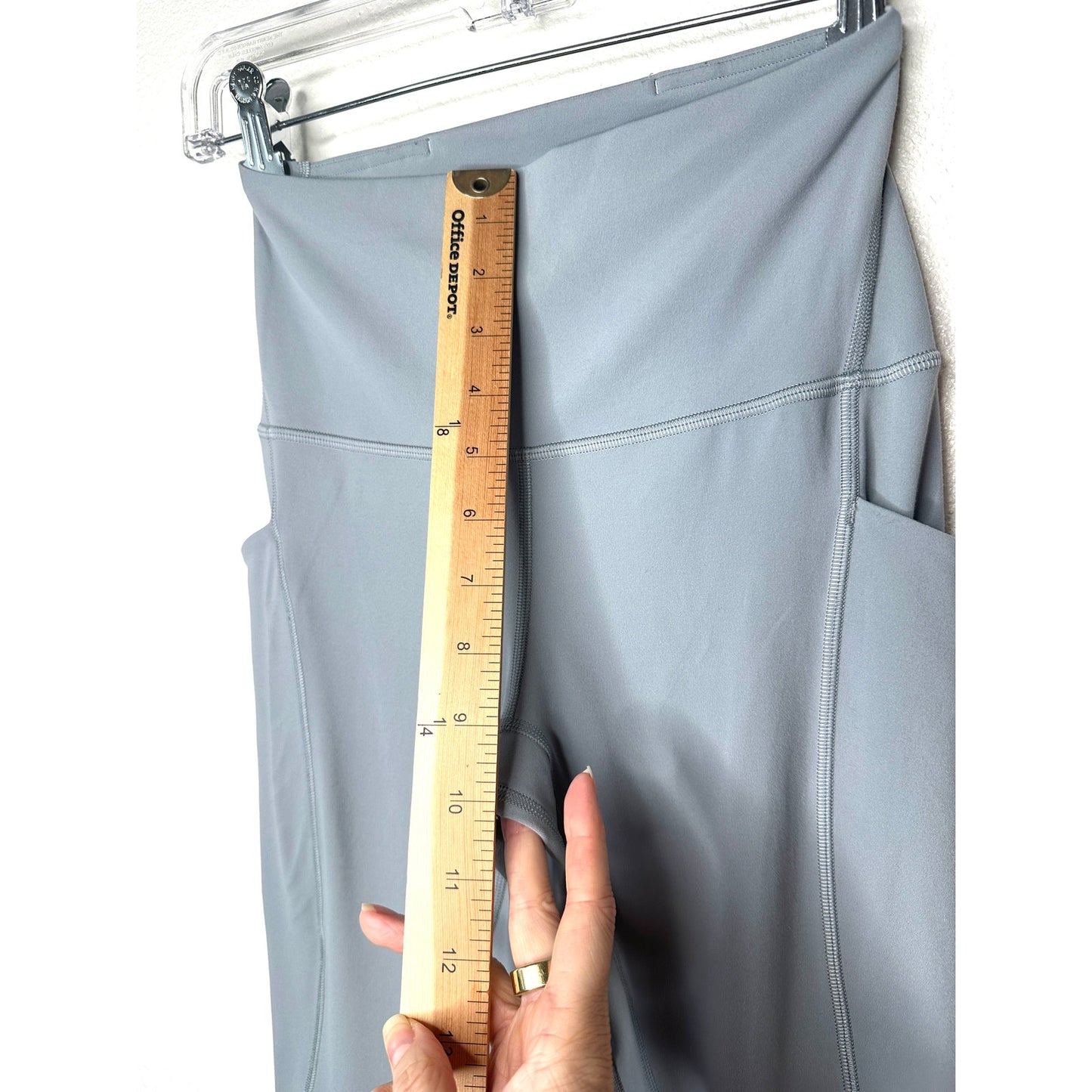 Lululemon Gray High-Rise Pocketed Pants 4