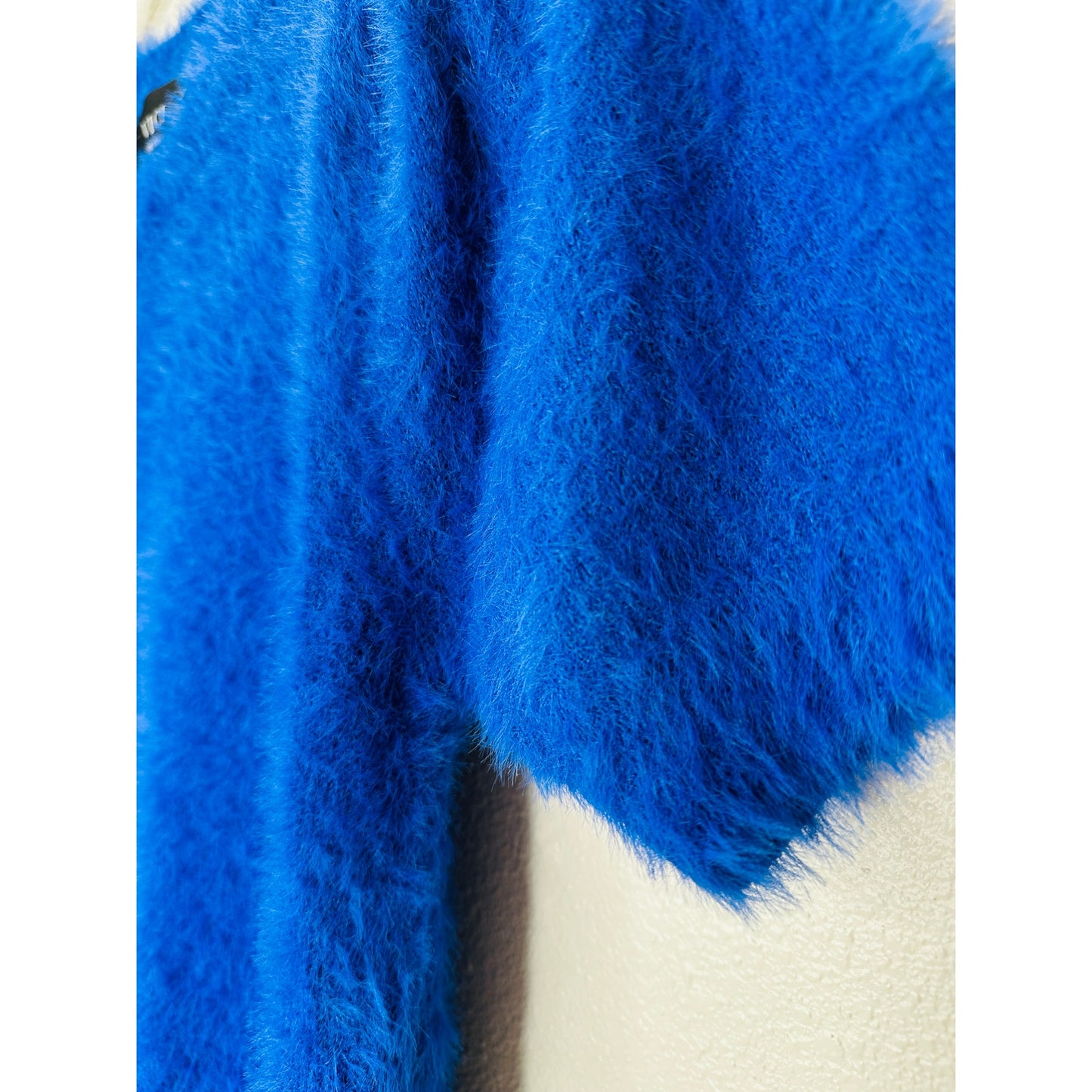 NWT VICI Emanuelle Royal Blue Fuzzy Short Sleeve Sweater Top S