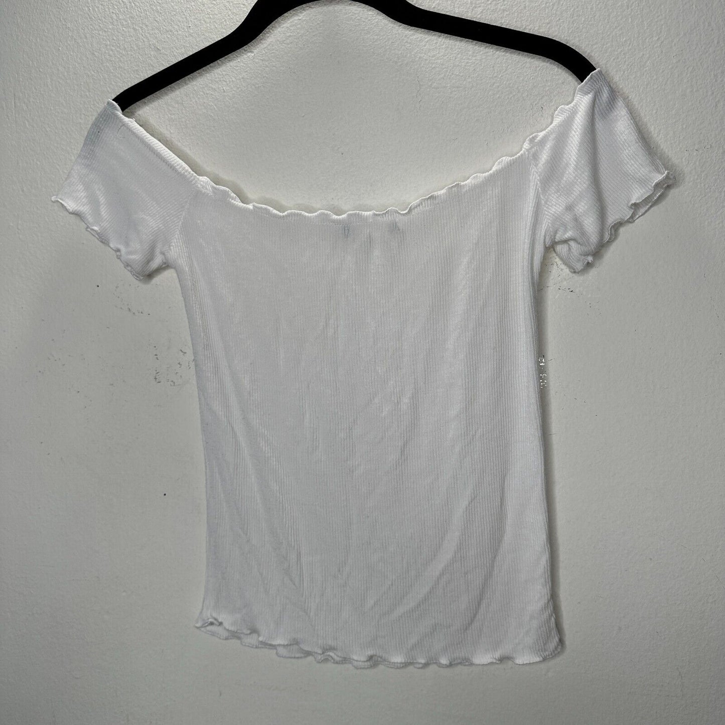 Brandy Melville White Crop Top Lettuce Trim Hem Neckline & Sleeve Rib Knit OS