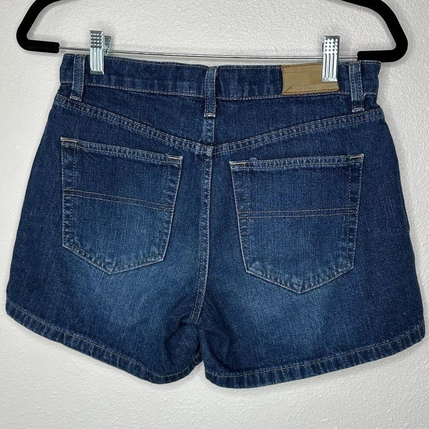 Tommy Hilfinger Medium Blue Wash Mid Rise Boyfriend Jean Shorts Y2K Flag Logo 4