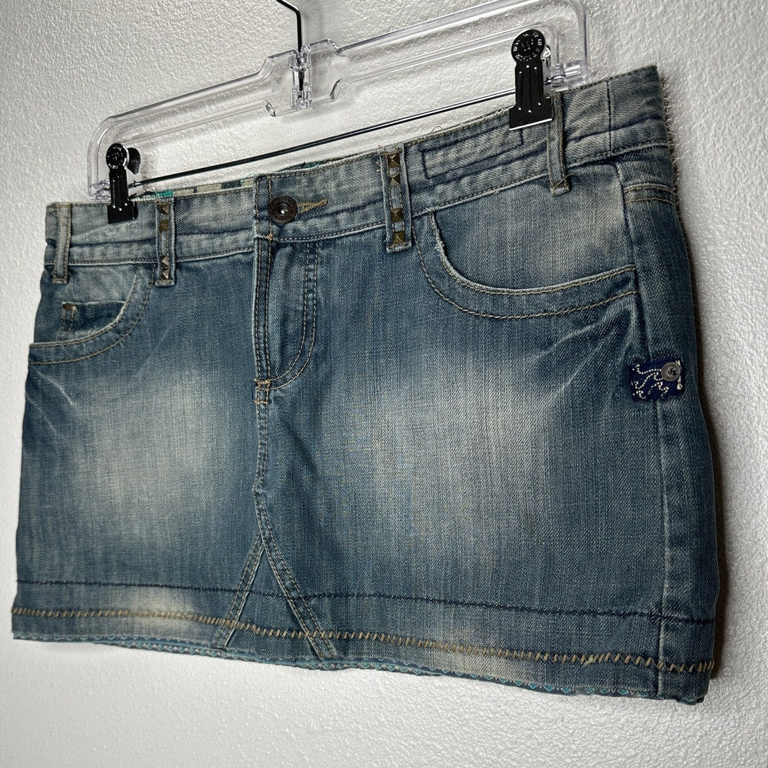 Billlabong Y2K Medium Wash Low Rise Tan Stitching Jean Skirt 7