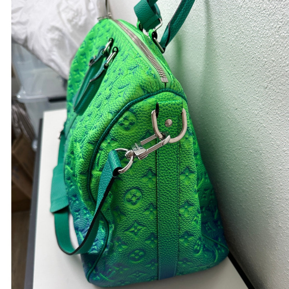 NWOT LV Keepall Bandouliere 50 Taurillon Virgil Abloh 2022