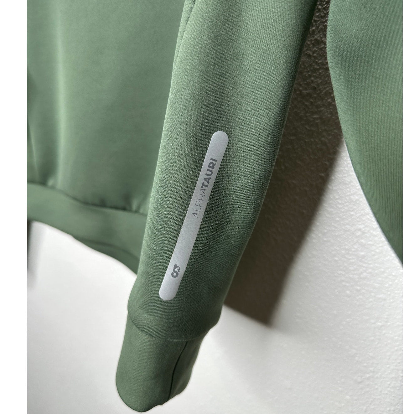 Alphatauri Olive Green Round Neck Long Sleeve Sweatshirt S