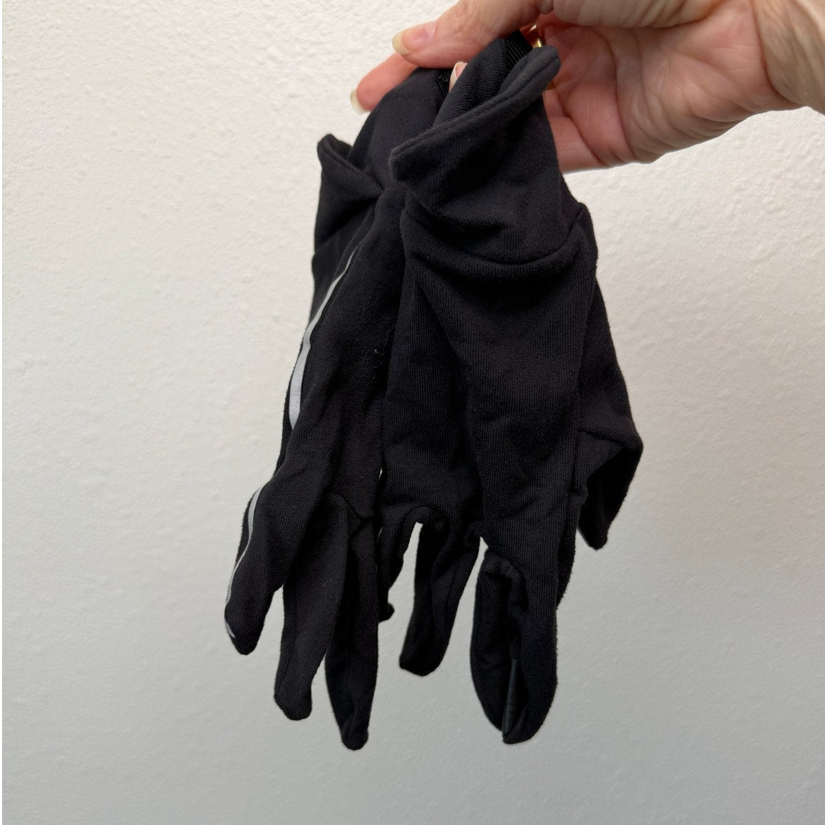 Lululemon Run Gloves Black Women's Workout Gloves
