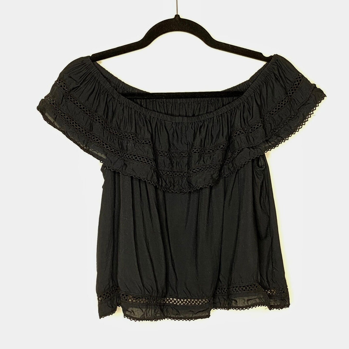 Aritzia Wilfred Hollande Black Off Shoulder Crochet Ruffle Crop Boho Blouse XS