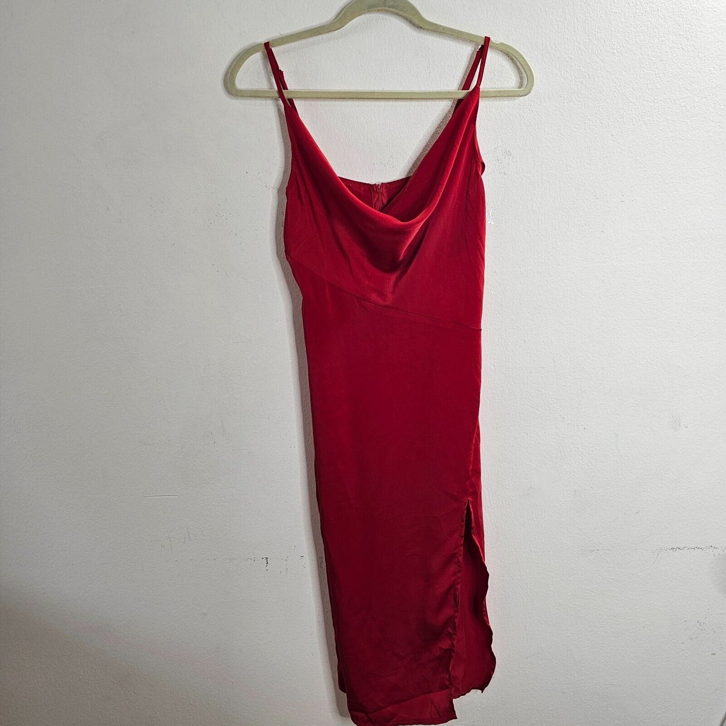 D&M Red Sexy Spaghetti Strap Drape Neck Front Slit Back Zip Satin Dress Small