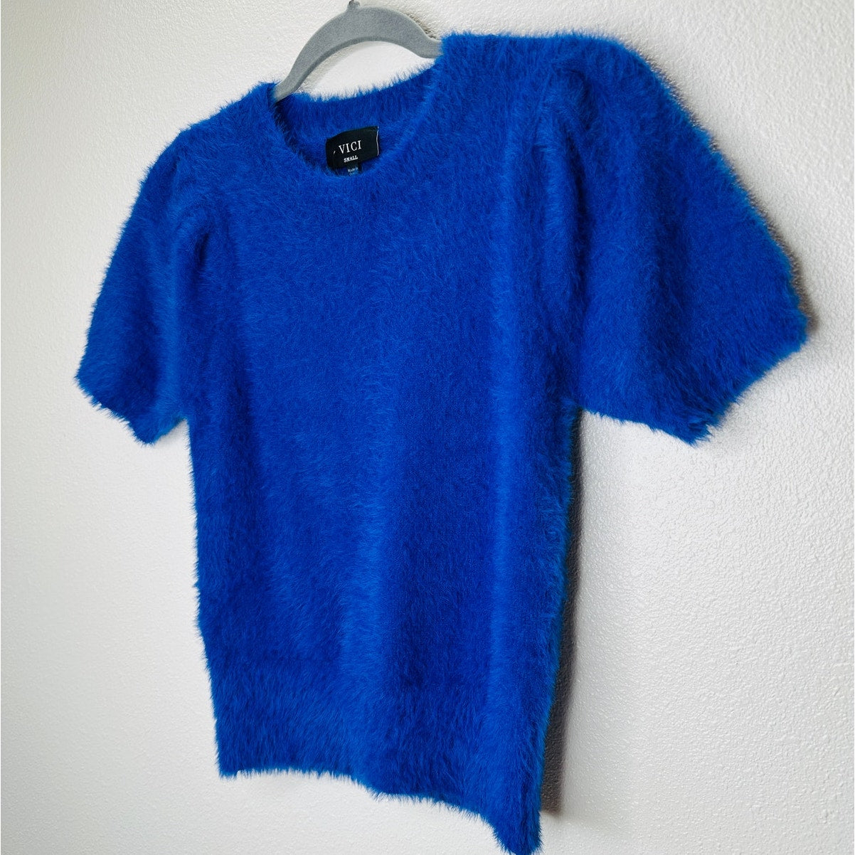 NWT VICI Emanuelle Royal Blue Fuzzy Short Sleeve Sweater Top S