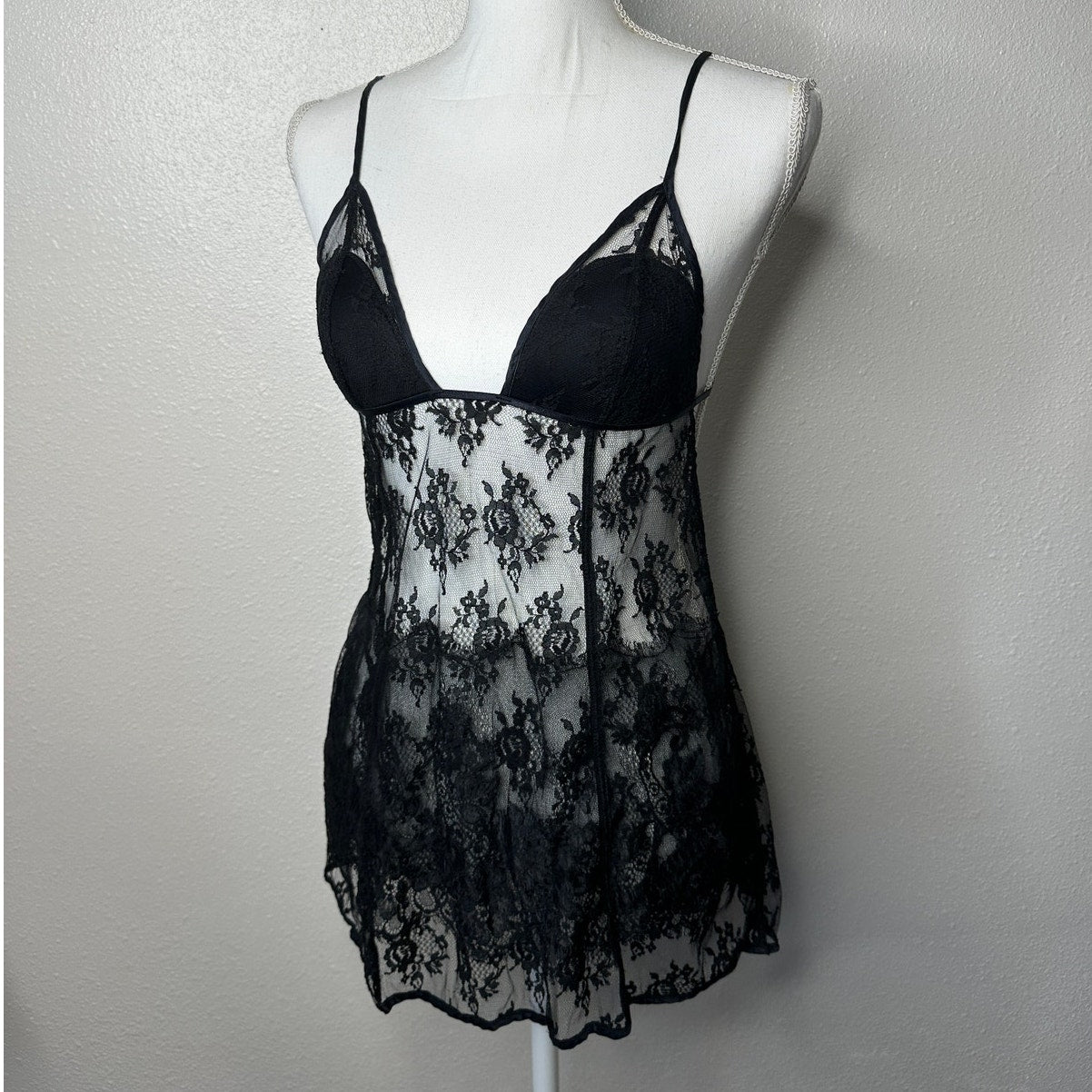 Victoria’s Secret Very Sexy Black Sheer Lace Nightie Open Back Slip Lingerie