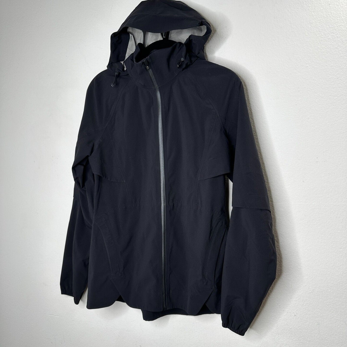 RARE Lululemon Black 2017 Whistler Ambassador Summit Jacket Front Zip Hooded 4