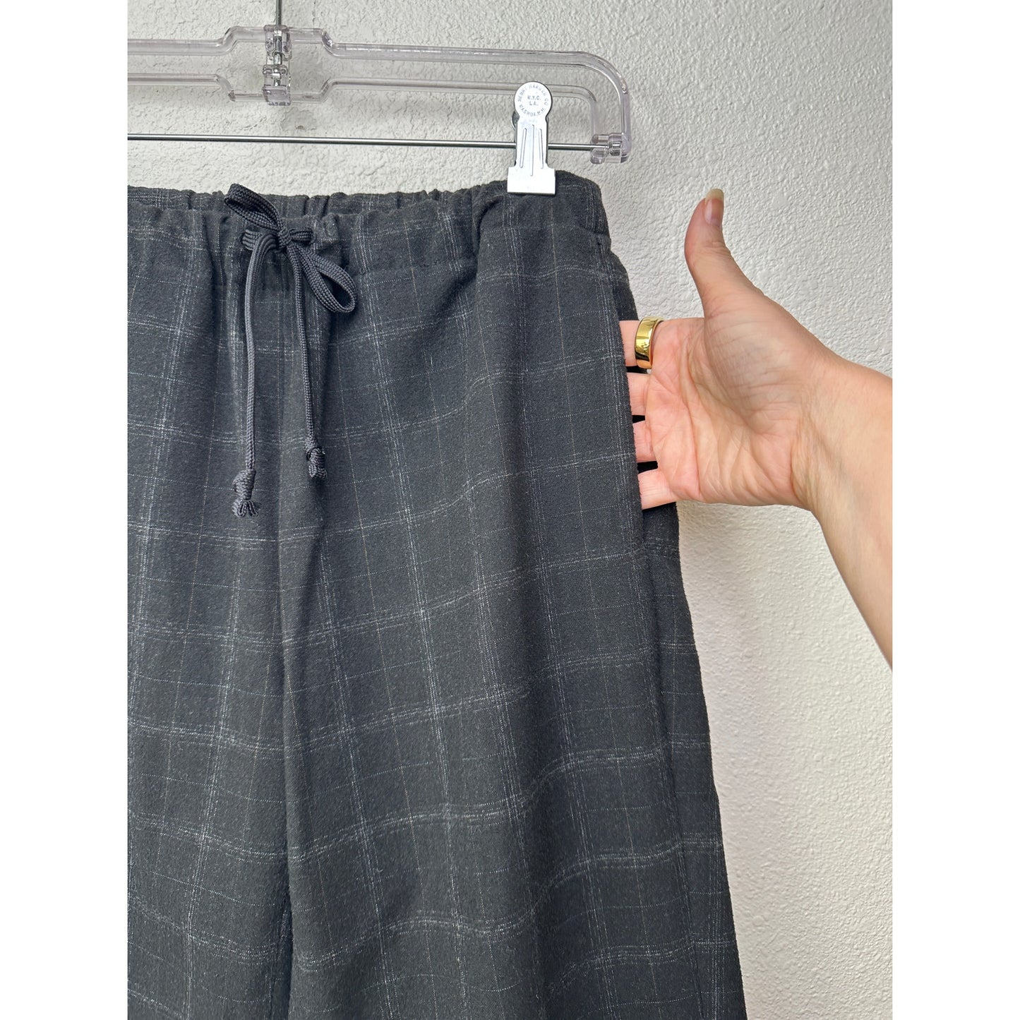The Group Babaton Women’s Black Plaid Jogger Trousers US XS Drawstring